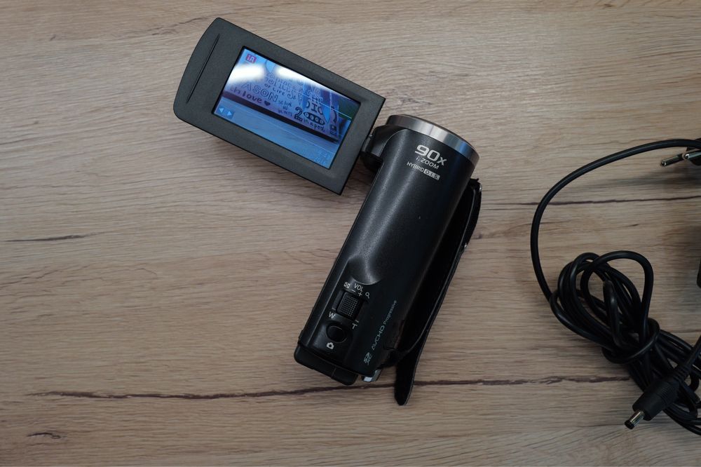 Camera video Retro Panasonic HC-V180 touchscreen Handycam HD Sd memory