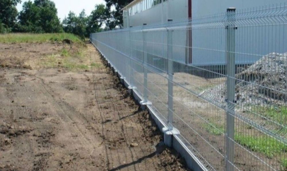 Meseriasi la garduri din plasa borduroasa și sipca metalica jaluzele v