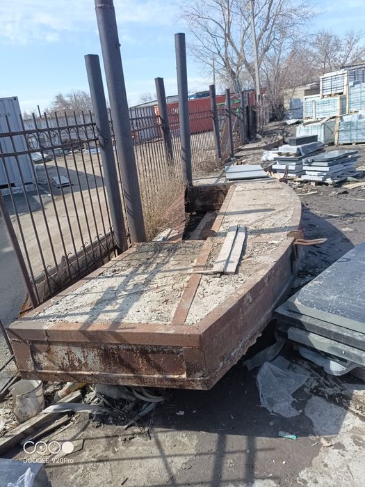 Отдам даром противовесы от башенного крана