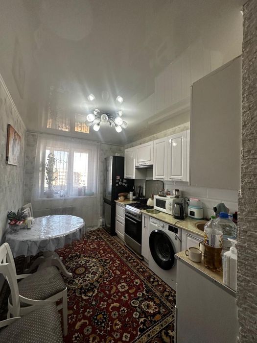 Продам трехкомнатную квартиру