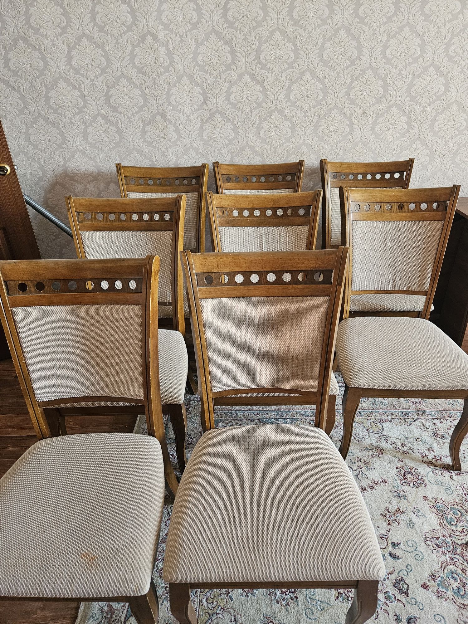 Продаю Стулья из дерева