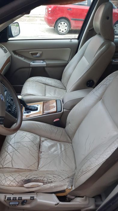 Vând Volvo XC90, 7 locuri, automată, 2004