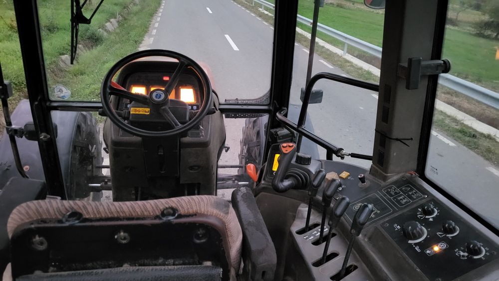 Tractor New Holland M115