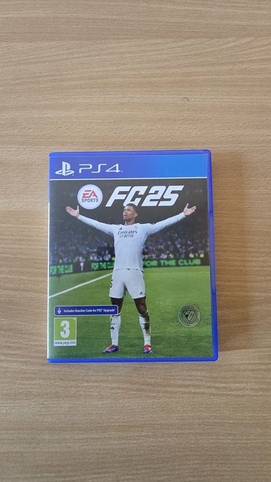 Продавам " EA SPORTS FC 25 " за плейстейшън 4