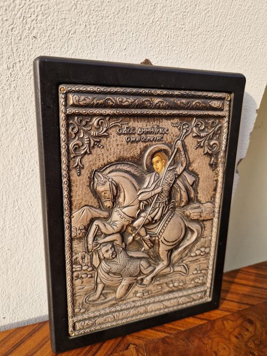 Прекрасна английска сребърна икона Свети Димитър