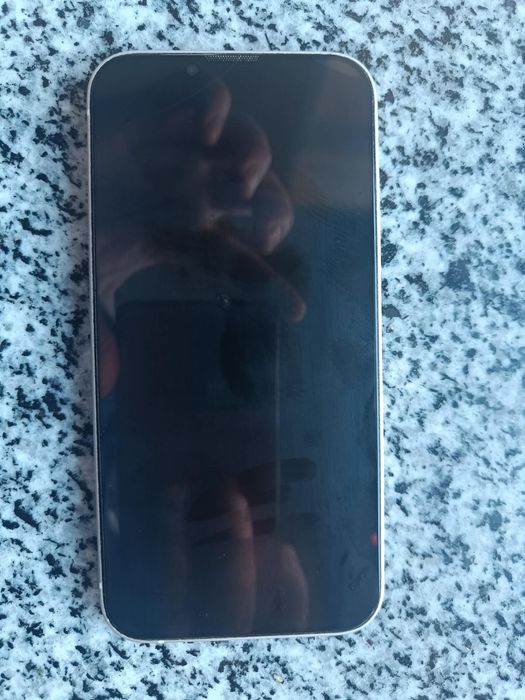 Iphone 13 128 gb добро състояние