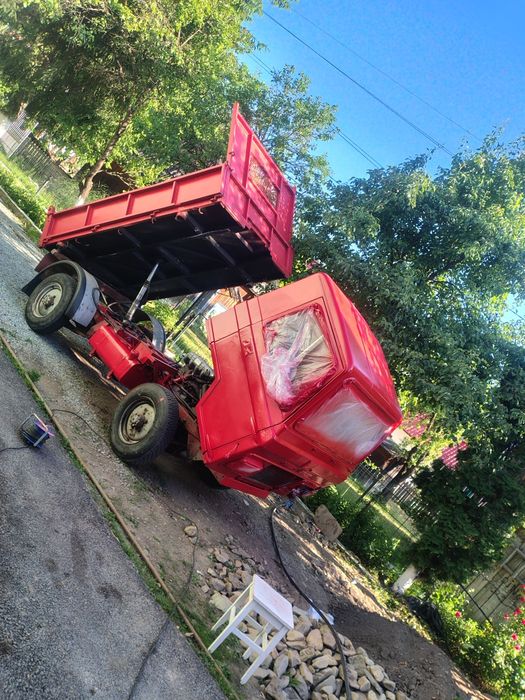 Vand camioneta Bonetti 4x4 basculabila pe 3 părți