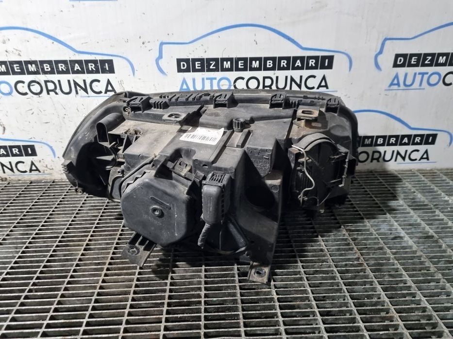 Far Stanga BMW X3 E83 Facelift 2006 - 2010 SUV 4 Usi (1368) Fara xenon