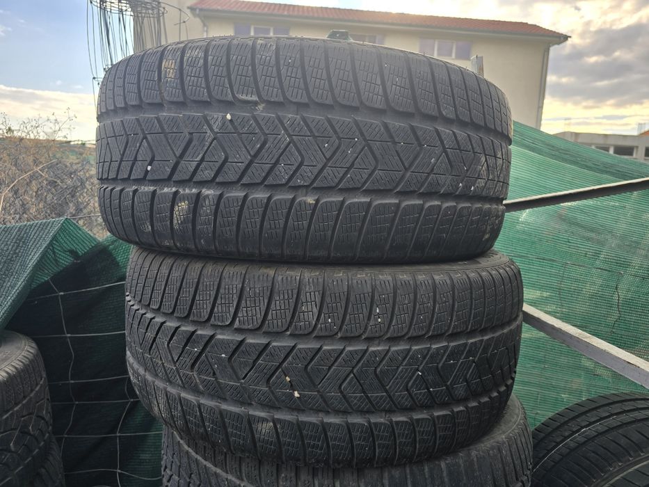 Set 2 anvelope/cauciuc/roti 255/50R19 (iarna)