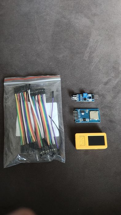 Vând m5stickc plus 2 cu adaptoare