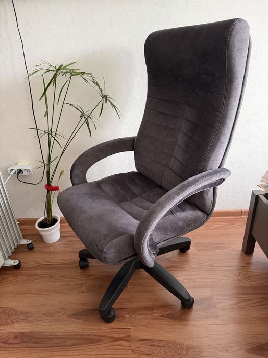 Кресло офисное / компьютерное