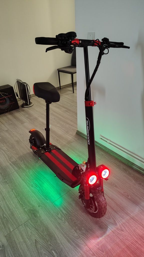 Vand trotineta electirca, autonomie 35-40km autonomie