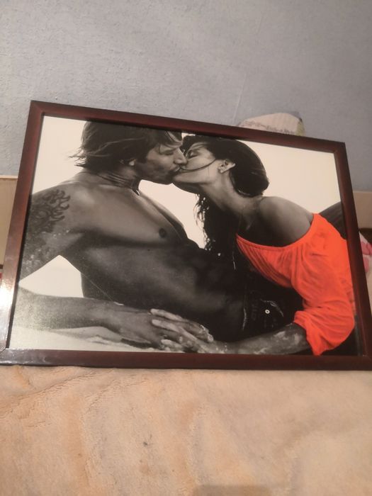 Продам картину новую