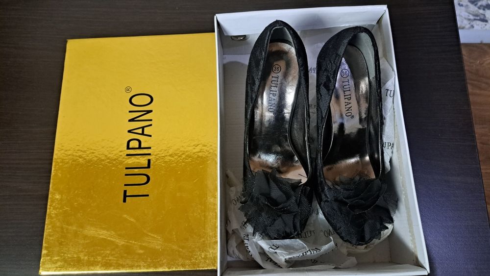 Pantofi  de dama negrii de ocazie nr 36