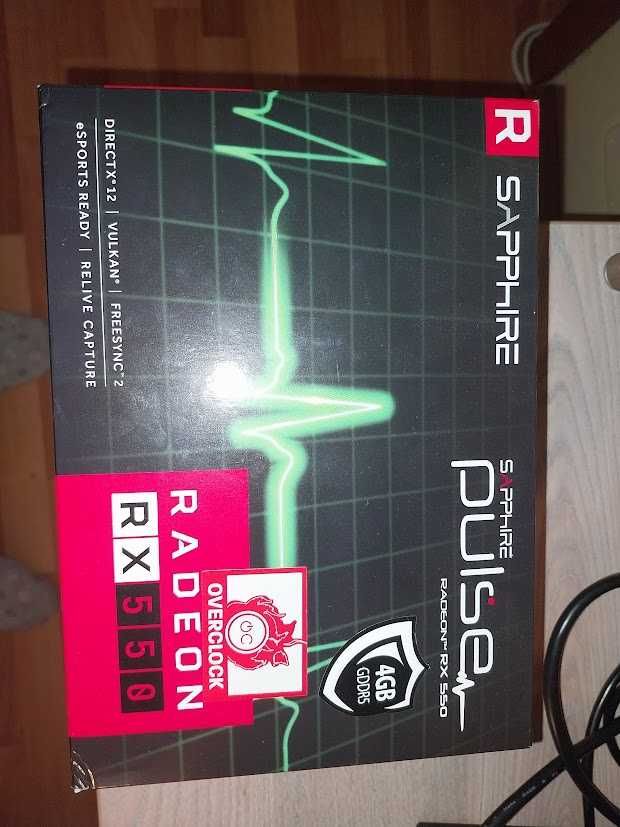 Placa video Radeon RX 550 4gb GDR5-Pret redus !!!