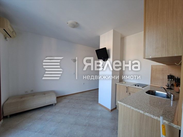Продава се Двустаен апартамент в к.к. Слънчев бряг - 70 кв.м за 900 €/кв.м - Снимка #4