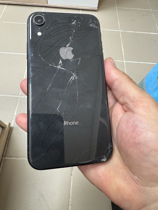 iPhone XR 64gb - заключен