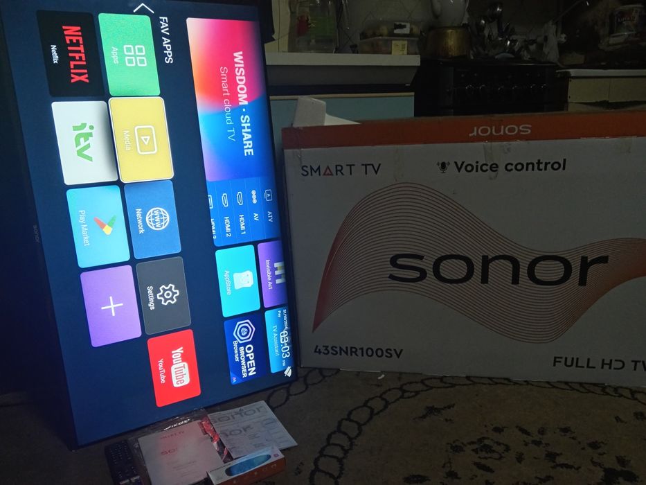 Продам смарт - 43 новый