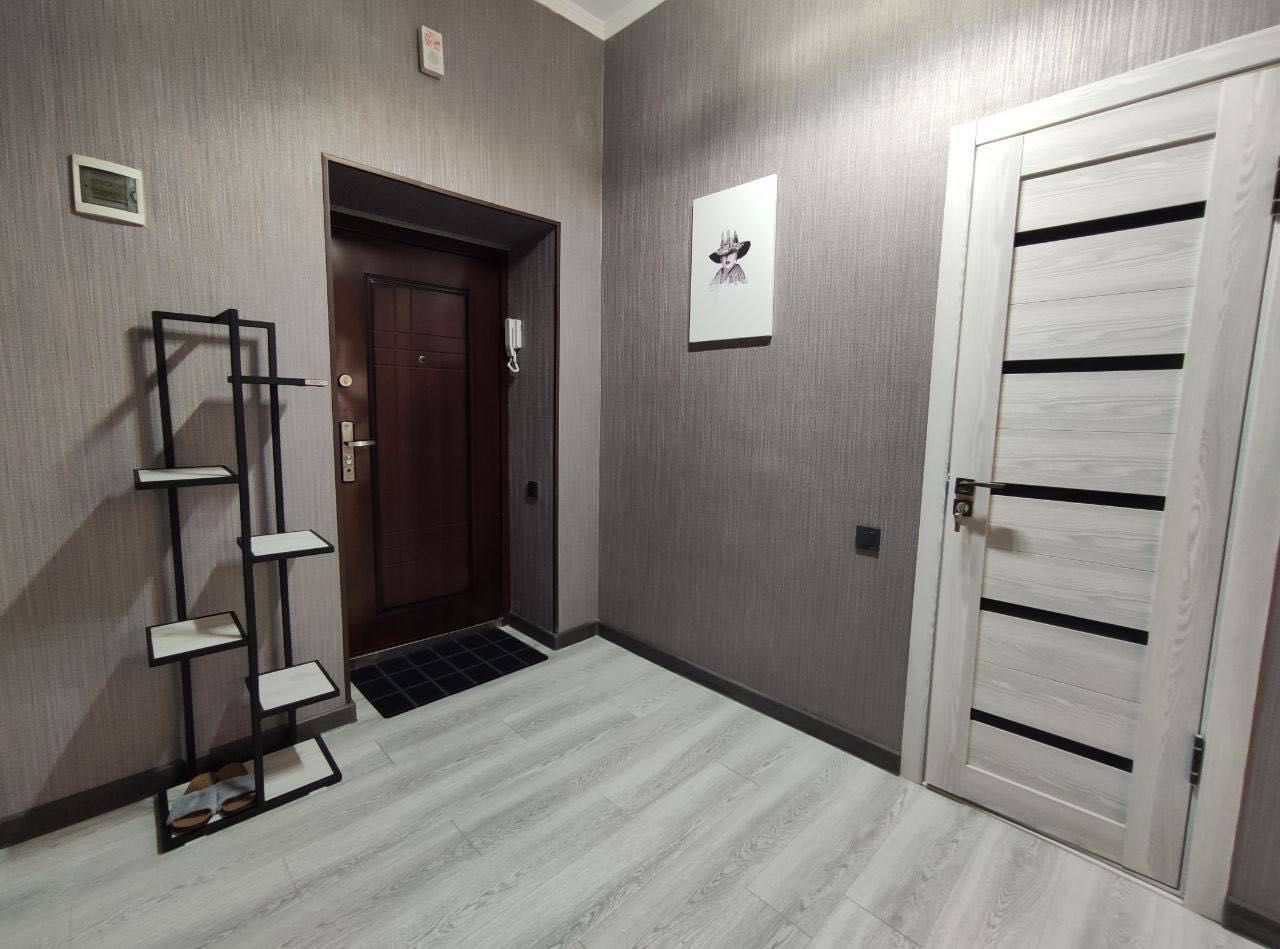 Нукусская Площадь-60m2 Новостройка 2/1/8 НОВОСТРОЙКА
ЖК-Golden House