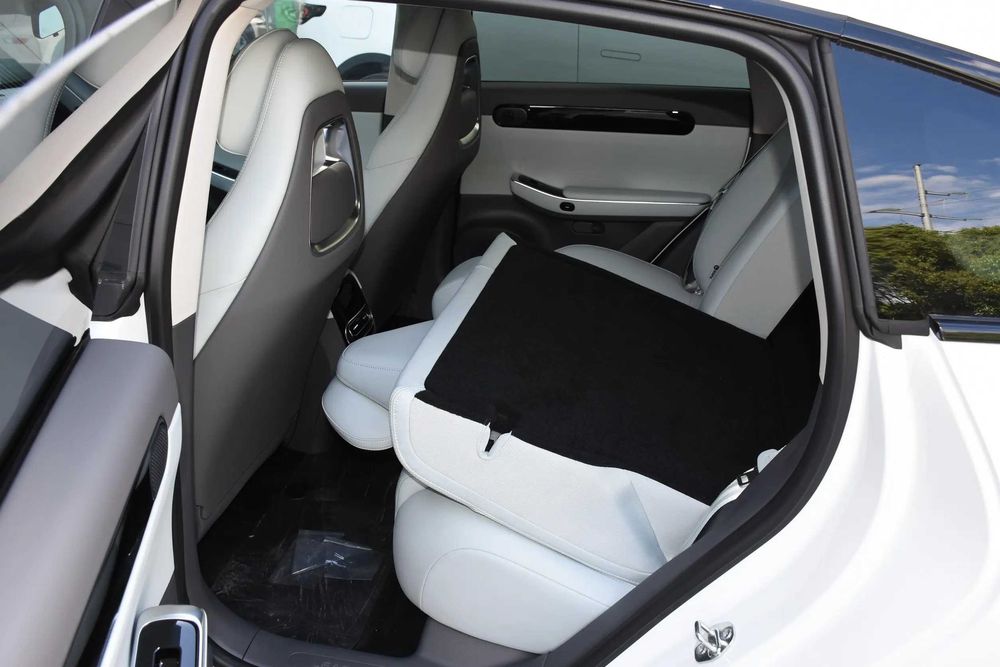 YANGI LEAPMOTOR C01 Rasmiy dilerdan kafolat bilan