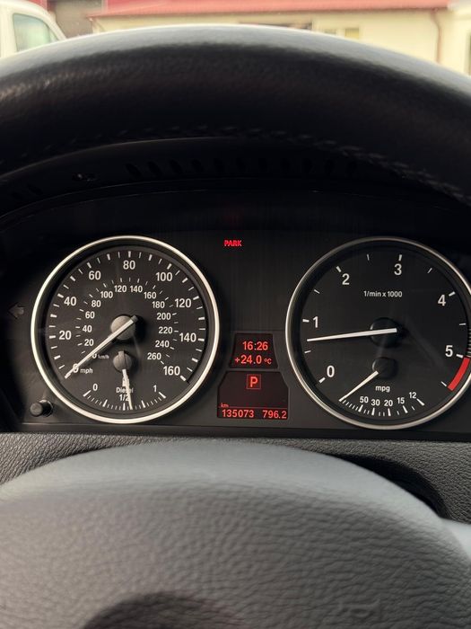 BMW X5  3.5 X DRIVE  E70. Model de America.(Variante+/-)