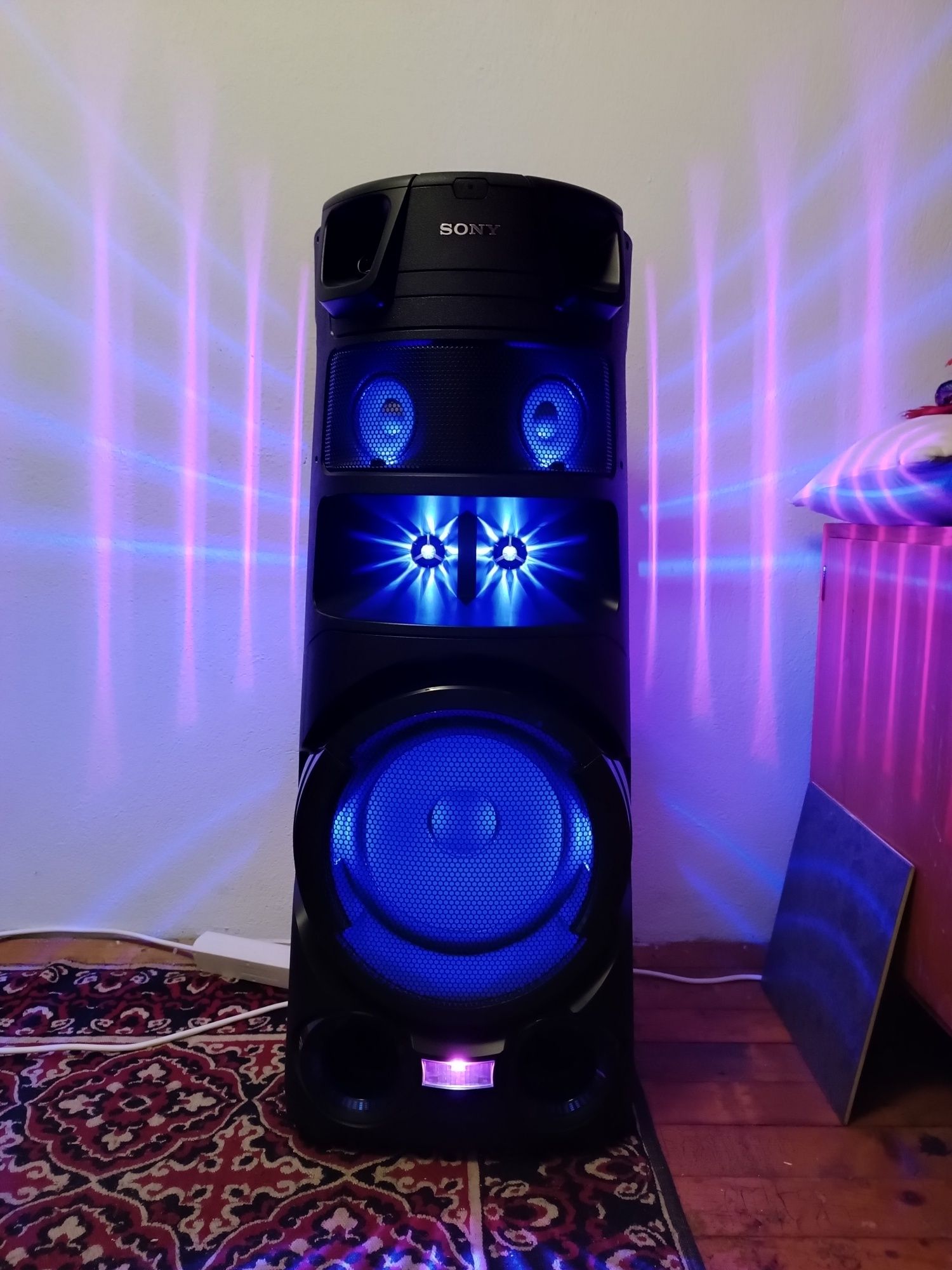 Запазена до 27ми Парти тонколонаSony MHC V83D