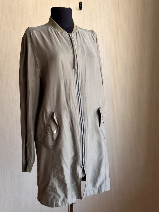 Ветровка длинного кроя Bershka