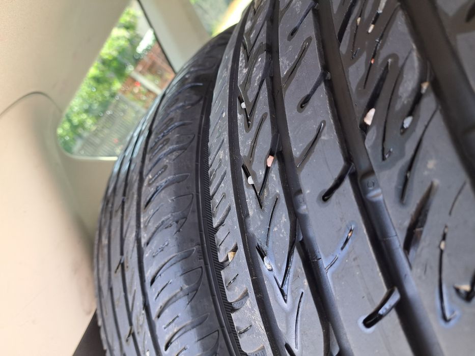 Cauciuc Jenṭi Ford Kuga 235/50/18