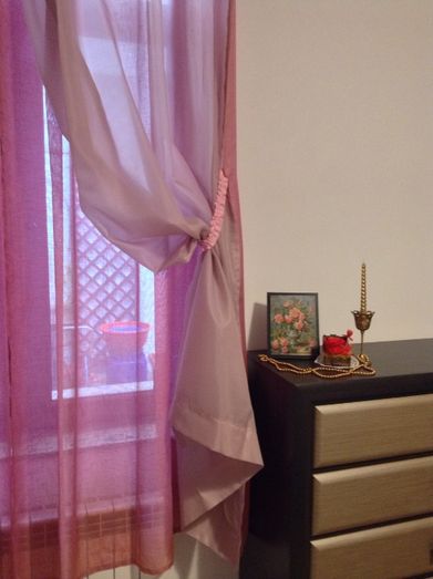 Vand draperie cu perdea ( set ) , culoare roz , noua /  nefolosita :)