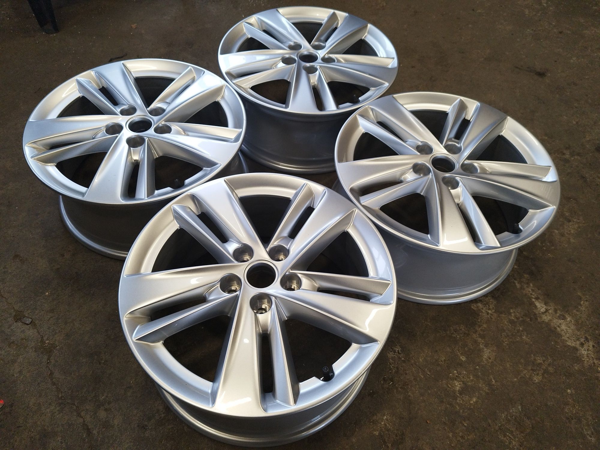 17" Opel 5x108 Оригинални Джанти