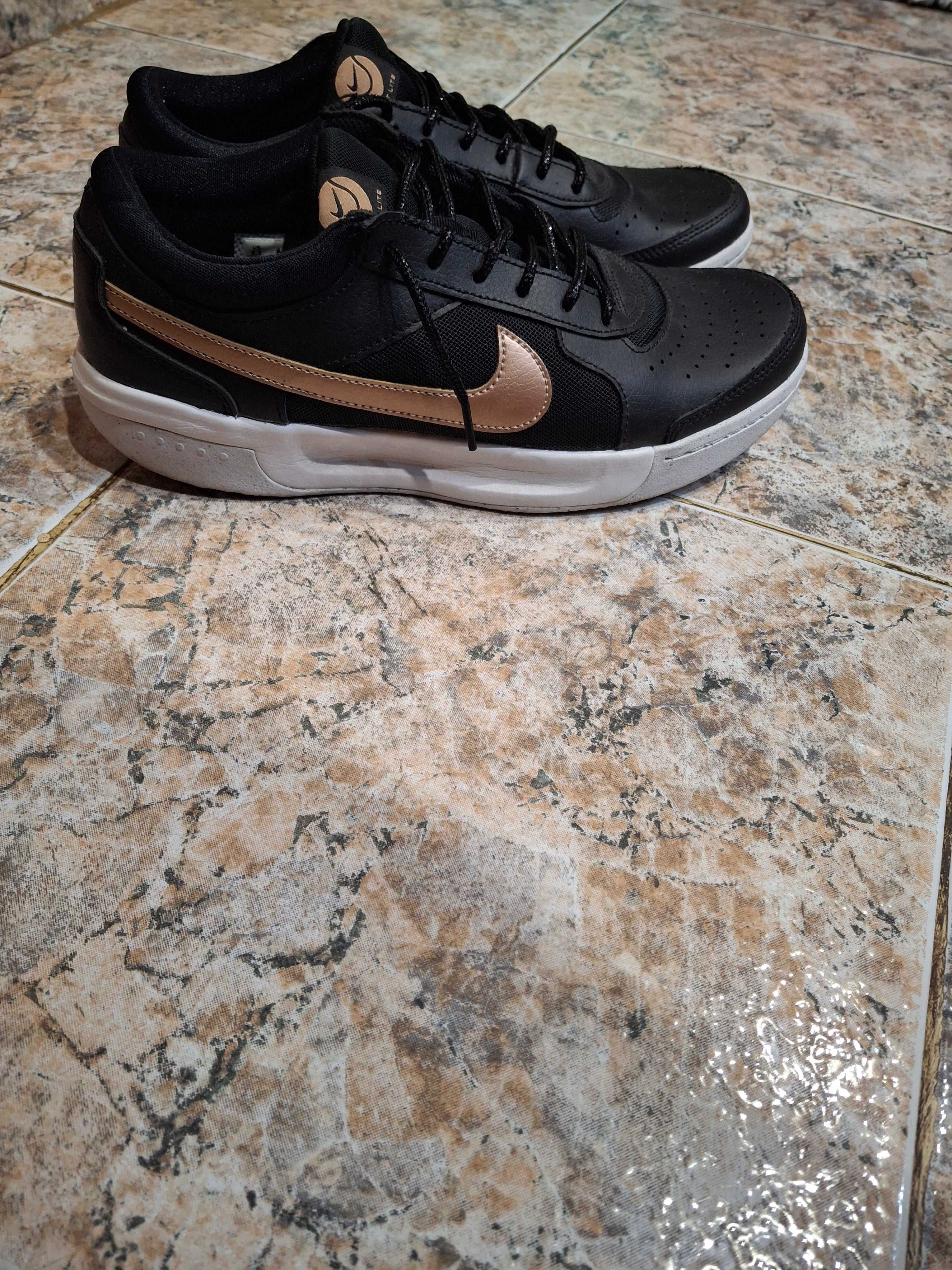Нови маратонки Nike