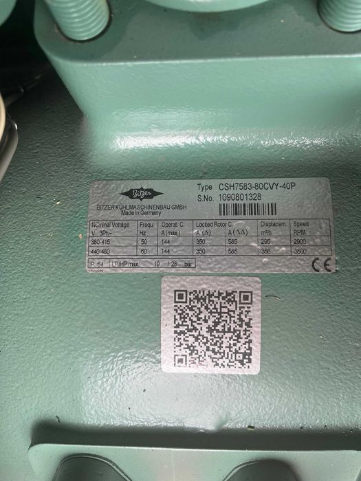 Vand/ Inchiriez Chiller CLIMAVENETA 400 KW