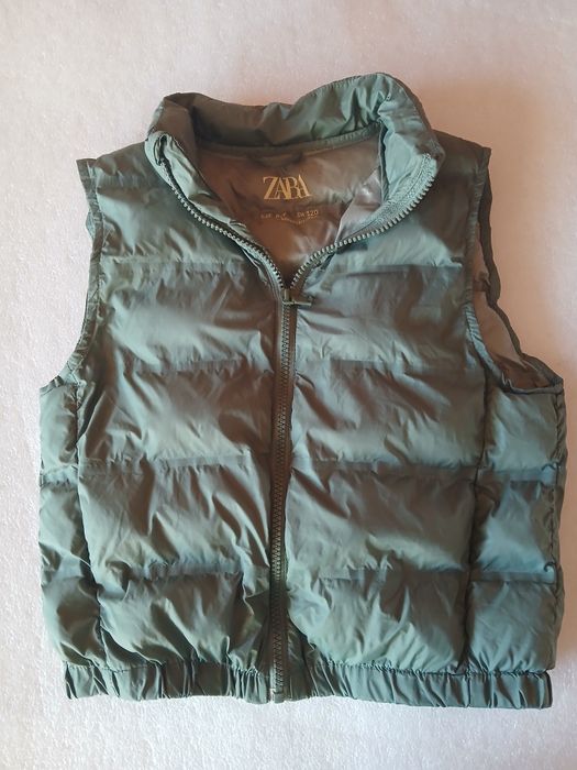 Елек ZARA, момче 6-7г.