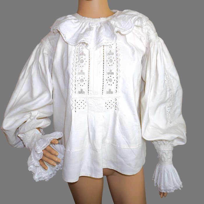 Camasa populara , ie veche sau spacel din Bihor, masura M-L