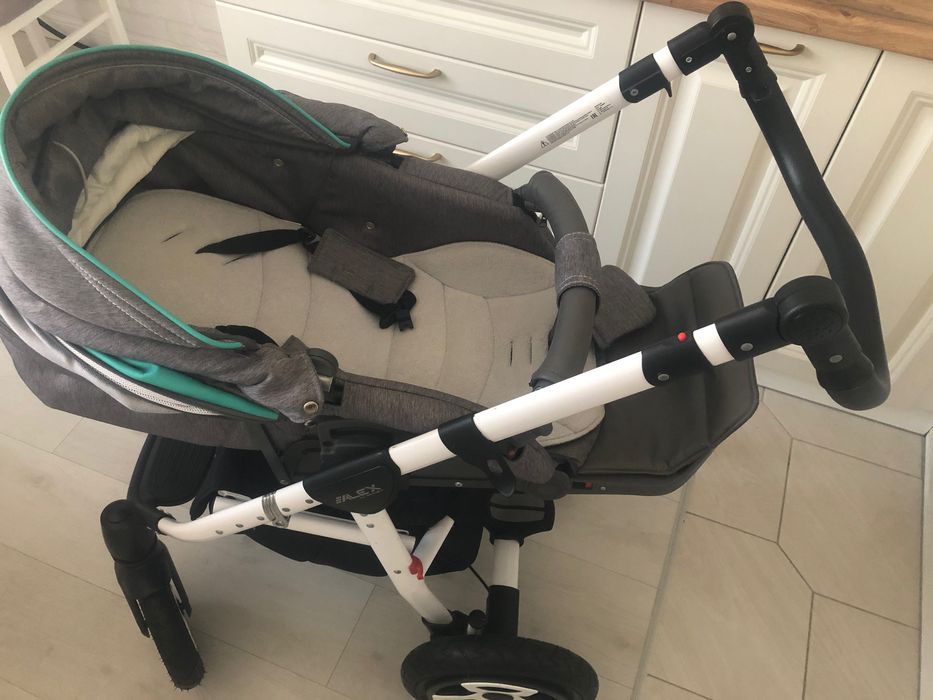 Продаётся коляска