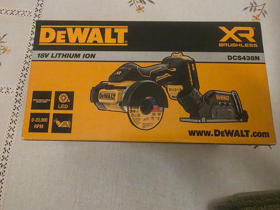 Miniflex Dewalt pe acumulator
