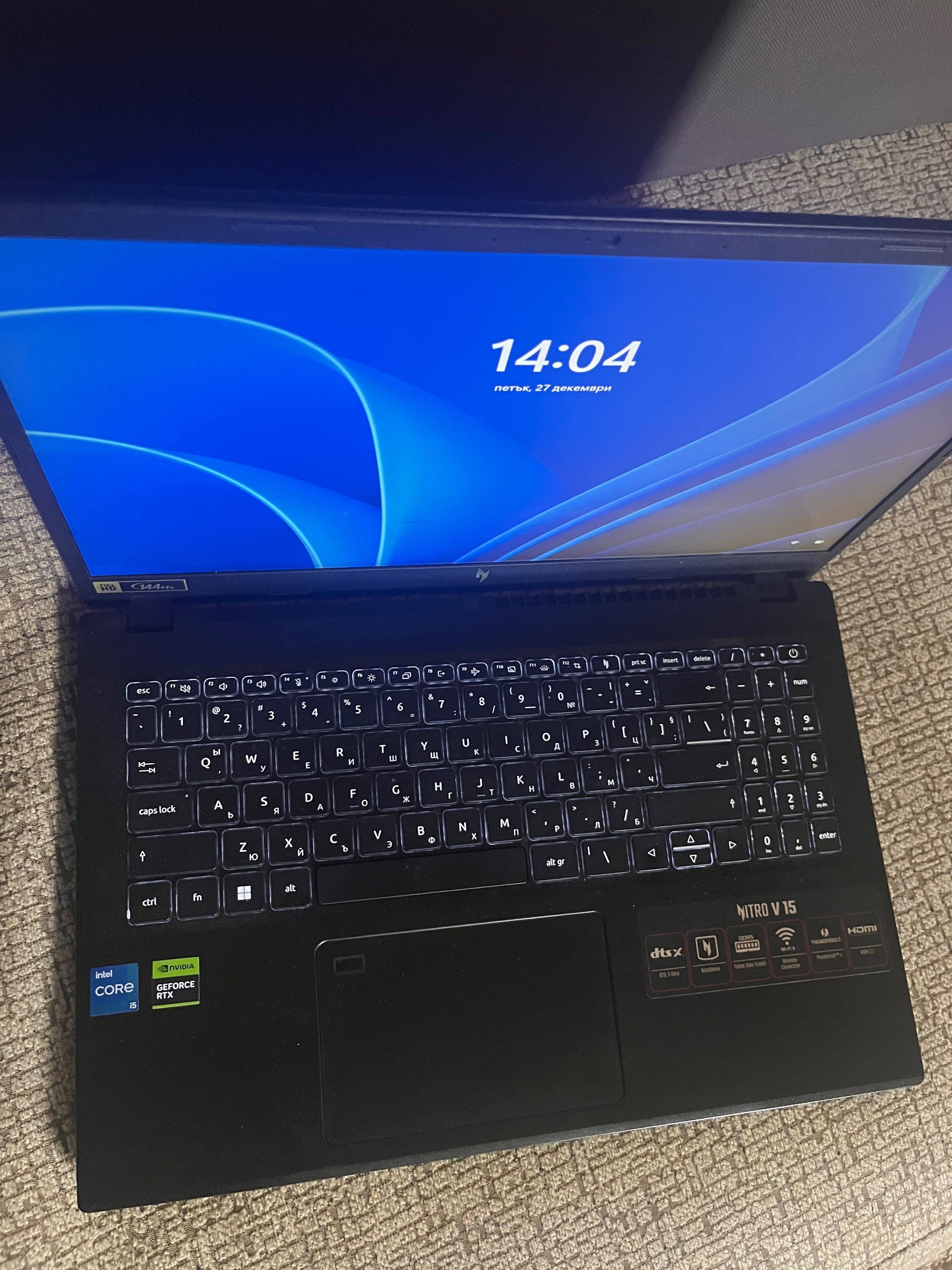 Продавам лаптоп Acer nitro v15