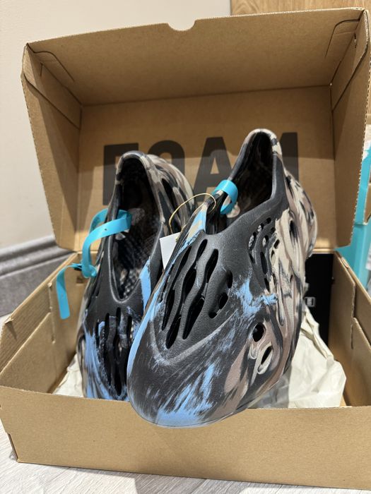 Adidas yeezy foam runner