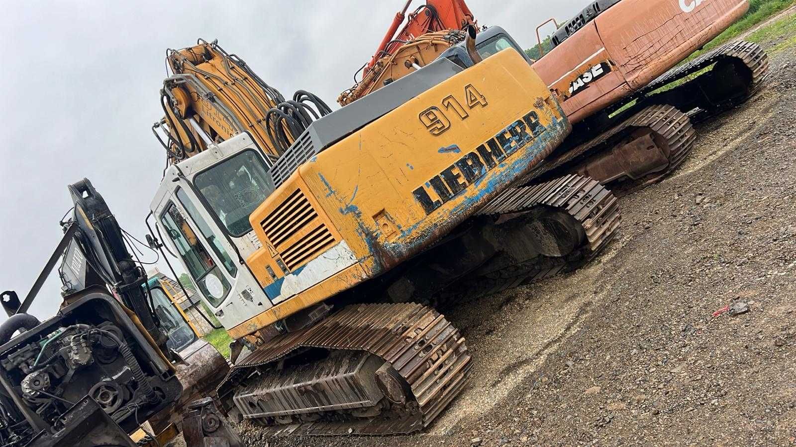 Vand Excavator pe senile Liebherr 914