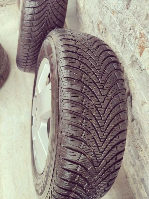 Set jante originale Renault Clio 2003 cu anvelope Kumho 2024 AllSeason