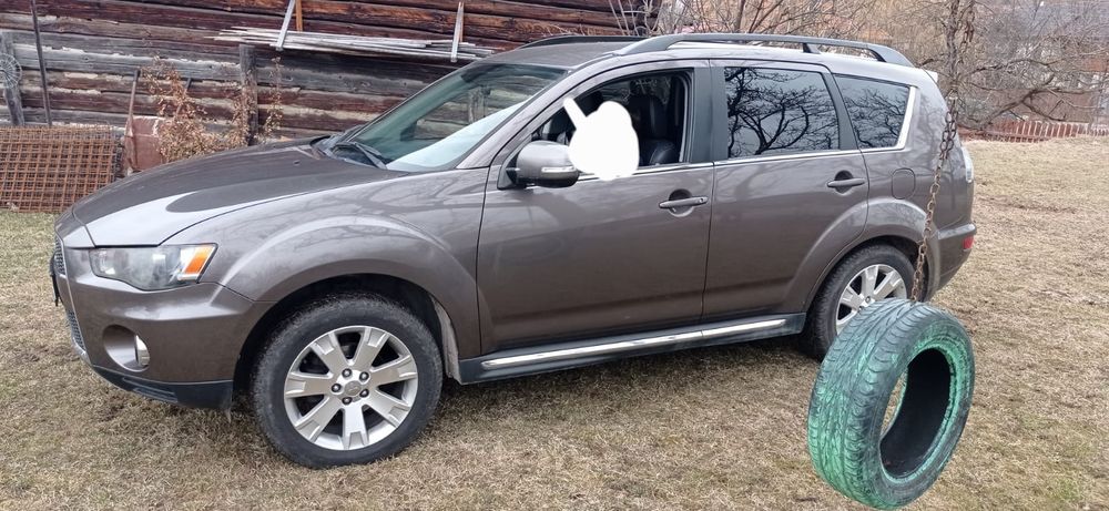 Mitsubishi outlander