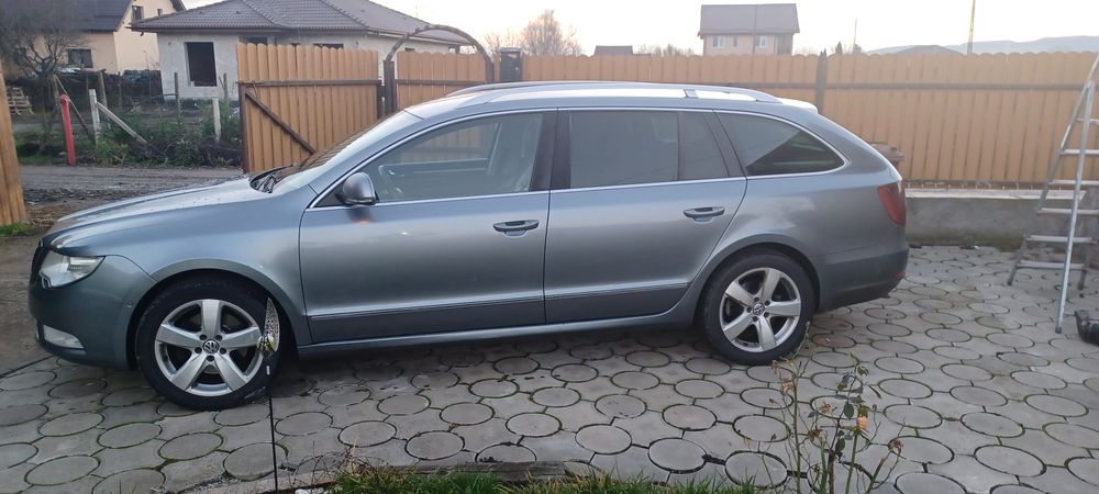 Skoda superb 2013