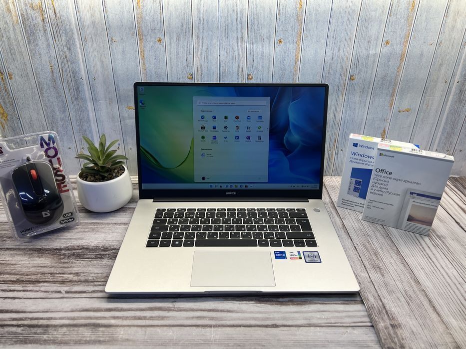 Ноутбук для работы HUAWEI MateBook D15 | Core i5-1135G7 | 8GB | 256GB