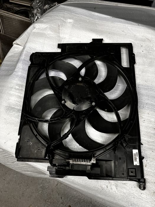 Electoventilator bmw seria 3.f30.f31.cod:7640508.