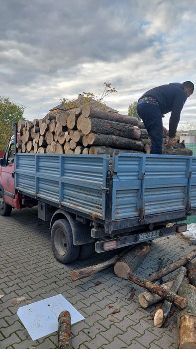 Lemn pentru foc esență tare