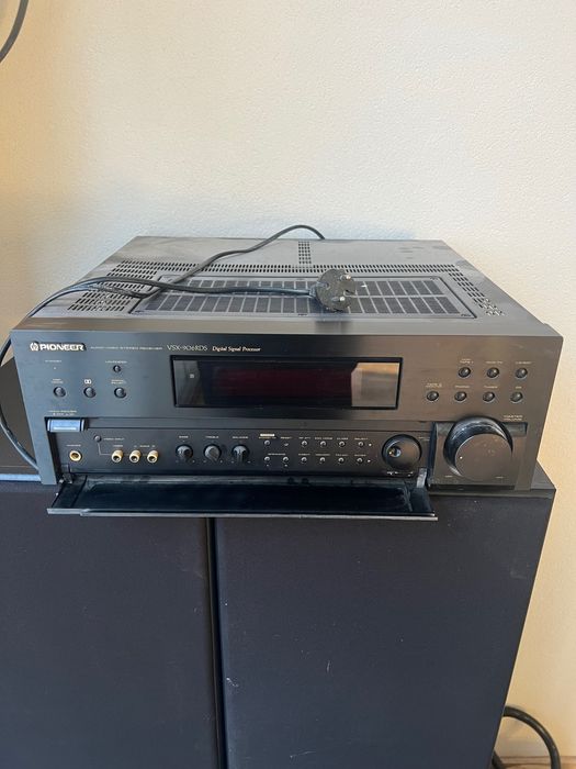 Усилвател Pioneer VSX-906
