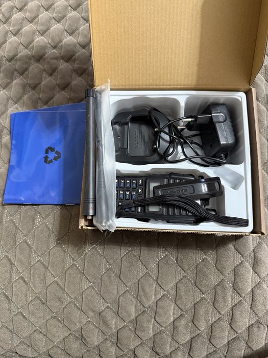 Новые рации 2 комплекта 15к за 1 комлпект