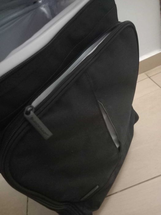 geanta frigorifica/termoizolanta tip troller Dunlop-noua