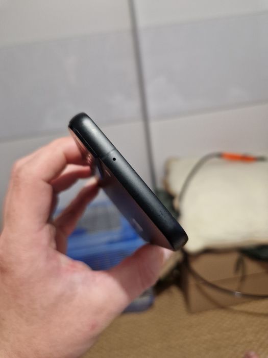 Vând Samsung Galaxy S22