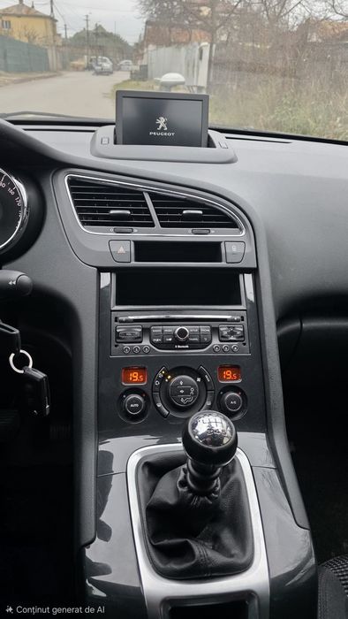 Peugeot 5008 * 1.6 Benzina * An 2013 * Cutie Manuala * Euro 5